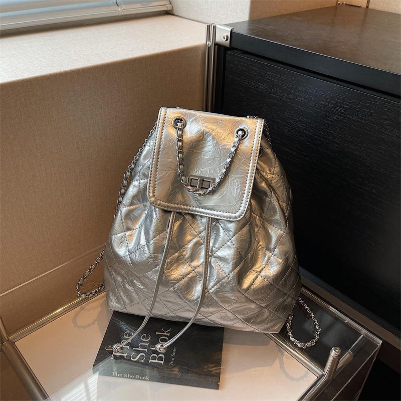 Women's High-grade Sier Fashion Rhombus Chain Backpacks