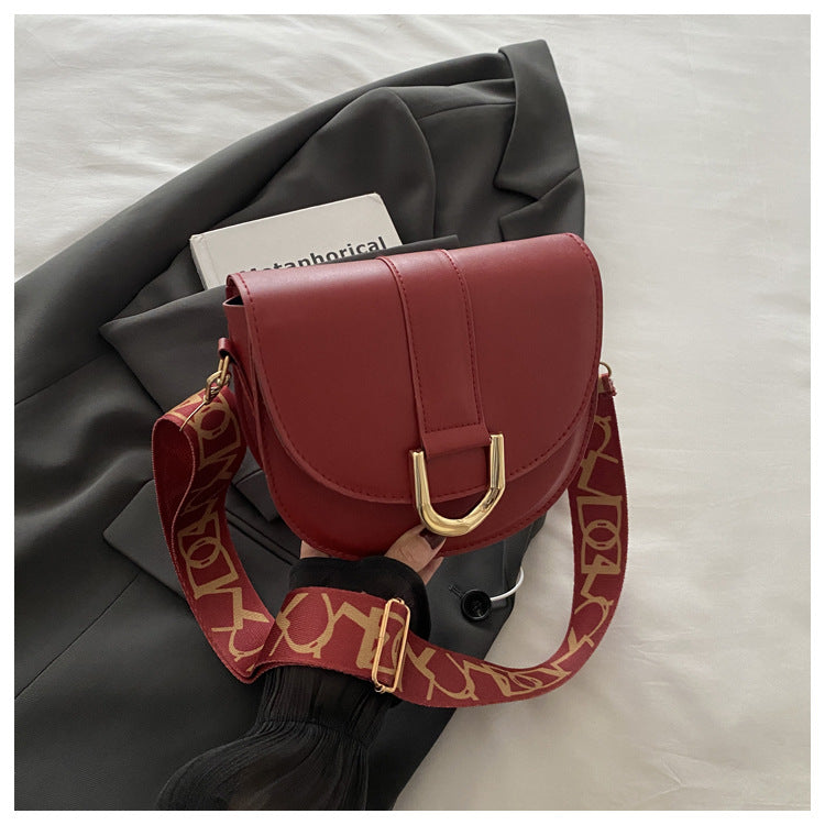 Simple Wide Strap Letters Saddle Fashion Bags