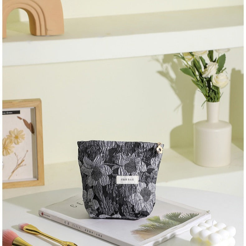 Jacquard Portable Good-looking Buggy Skin Care Cosmetic Bags