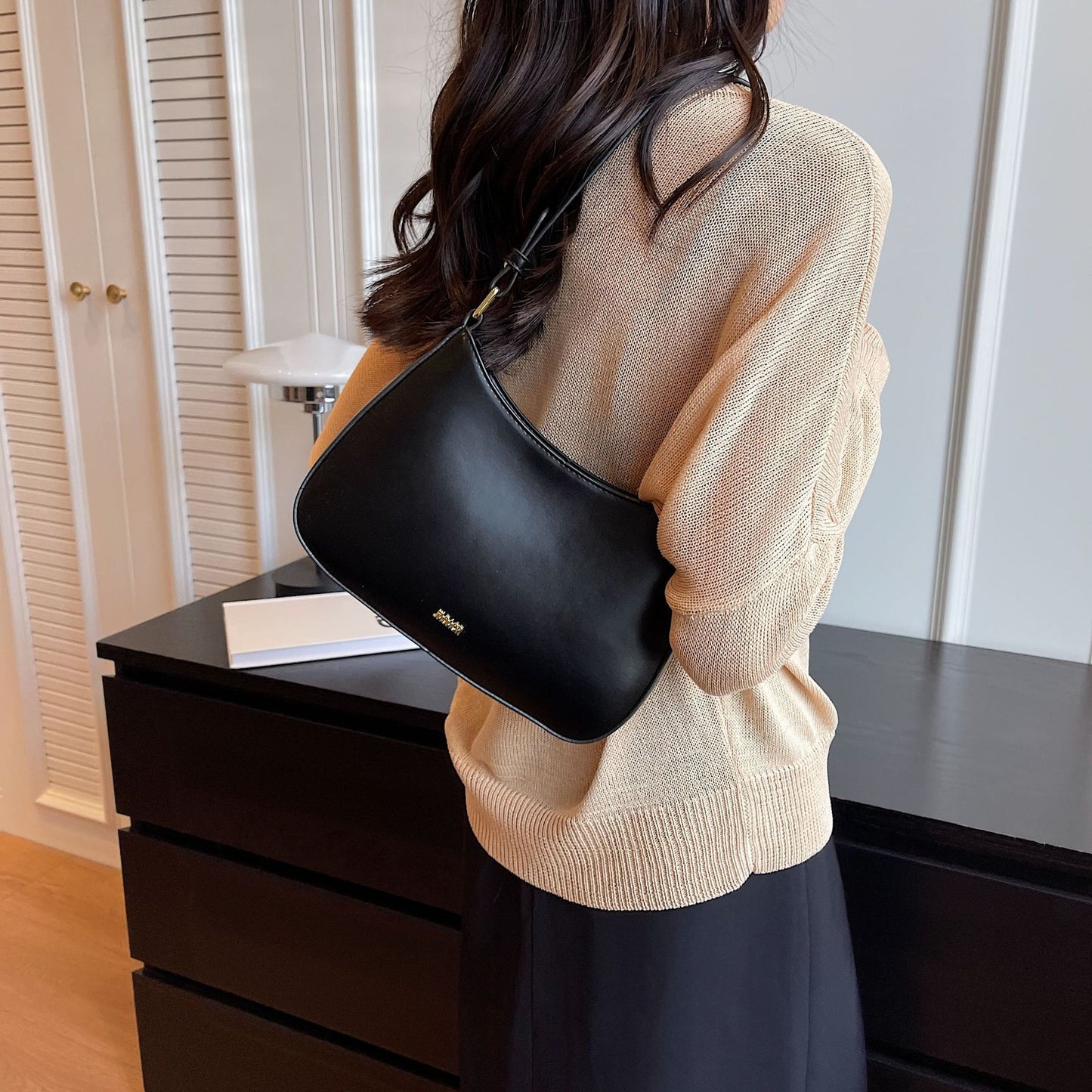 Women's High Sense Design Baguette Fashion Underarm Armpit Bags