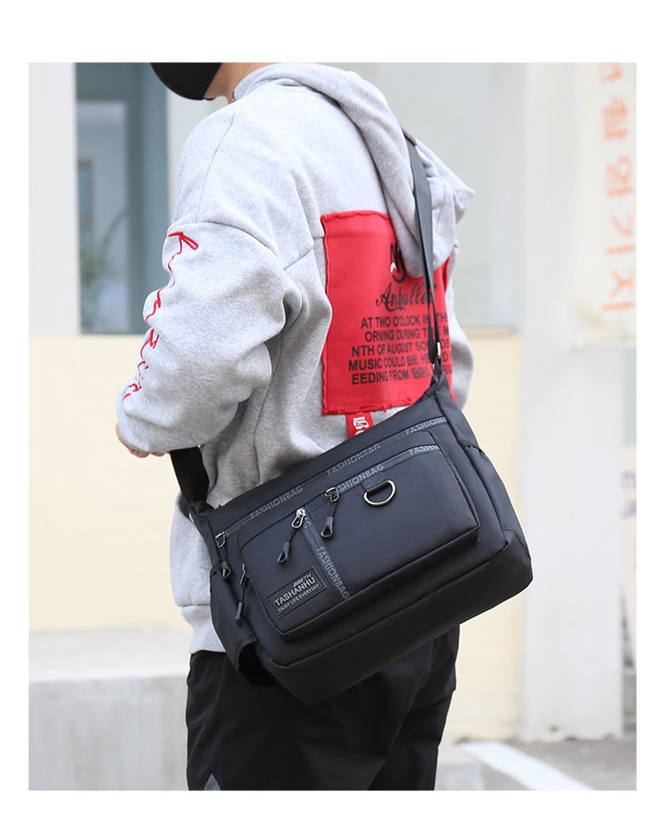 Men's Innovative Large Capacity Waterproof Hard-wearing Men's Messenger Bags