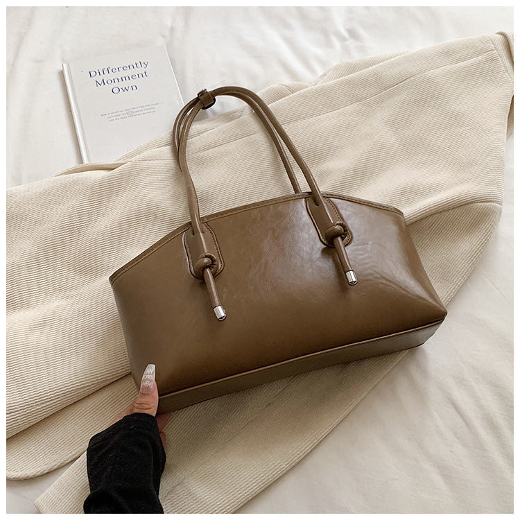 Women's Retro Large Capacity Commuter Fashionable Simple Bags
