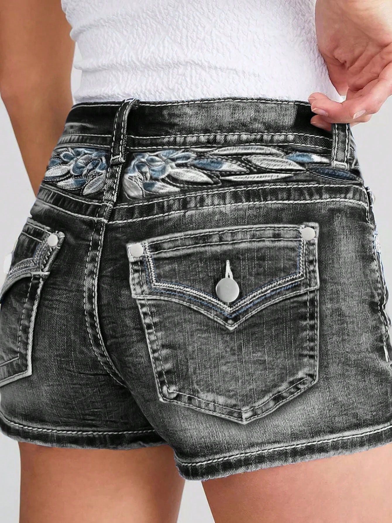 Women's Slim Embroidery Fashion Hot Versatile Street Pants