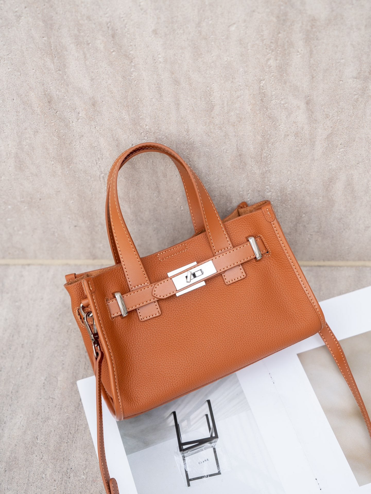 Women's High-grade Litchi Pattern First Layer Cowhide Handbags