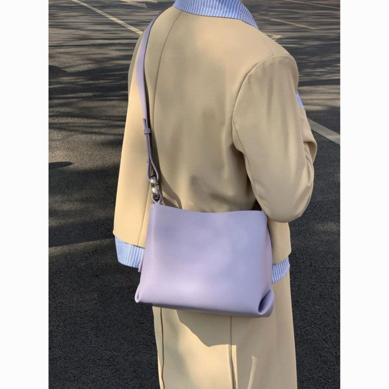 High-grade Niche Portable Large Capacity Delivered Crossbody Bags