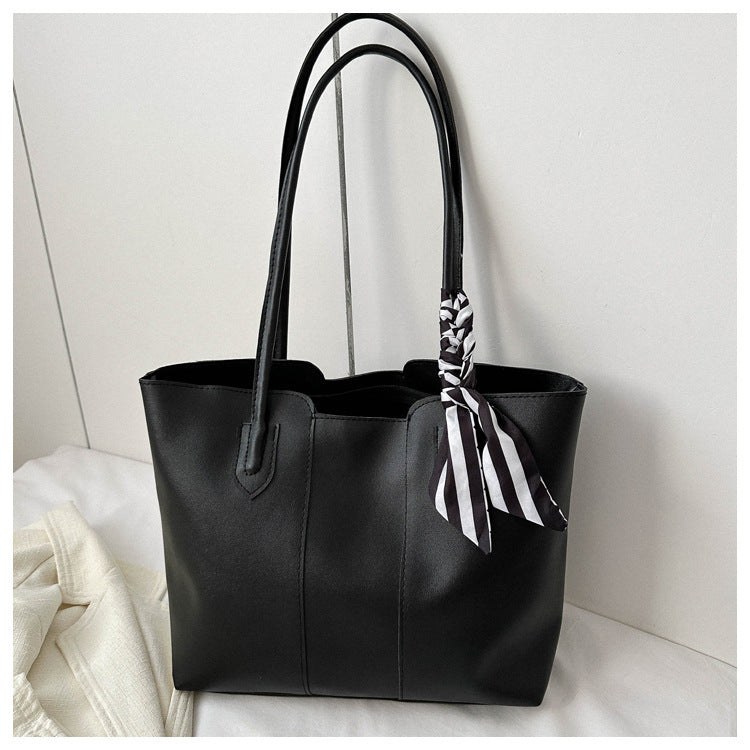 Women's Simple Commute Large Capacity Korean Style Fashion Tote Bags