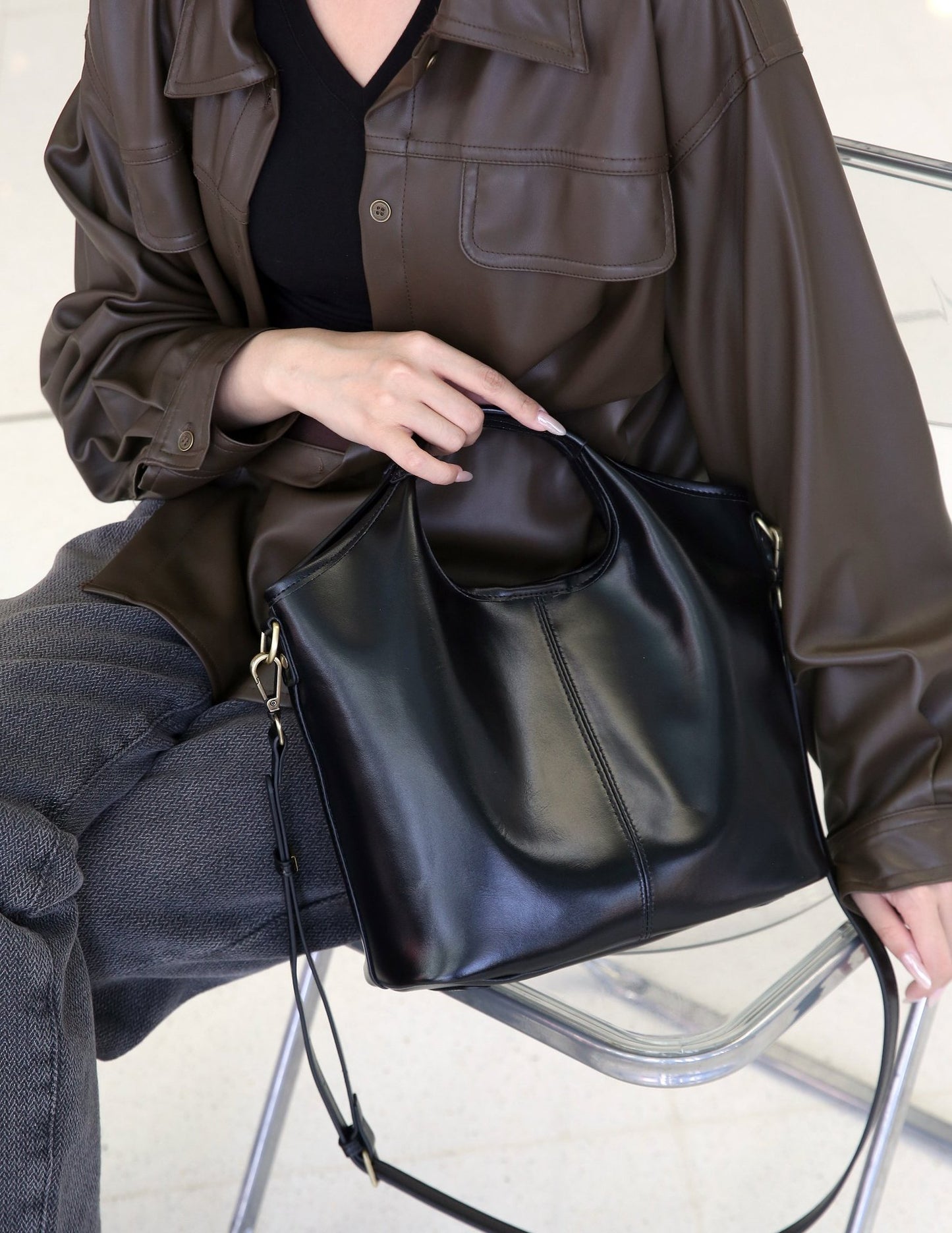 Women's First Layer Cowhide Retro Portable High-grade Shoulder Bags