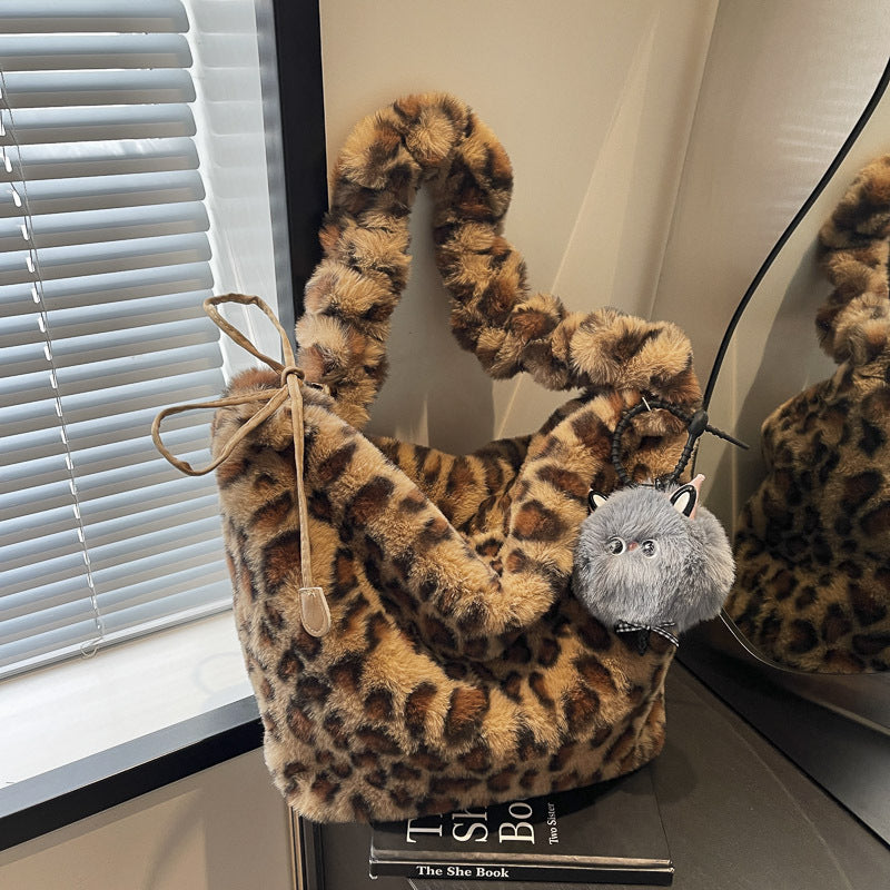 Women's Leopard Print Fur Trendy Underarm Commuting Crossbody Bags