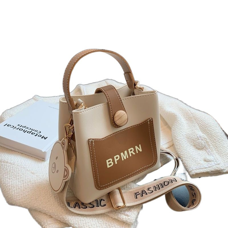 Women's Popular Autumn Tide Fashion Wide Strap Shoulder Bags