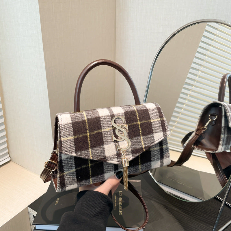 Women's Plaid Tassel Winter Simple Fashionable Western Shoulder Bags