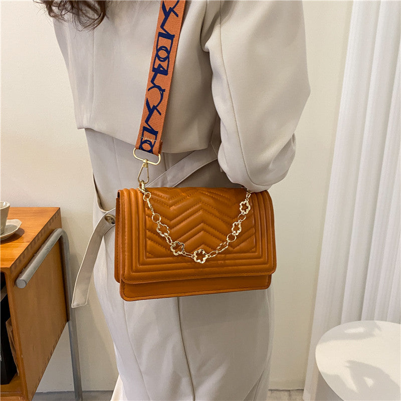 Women's Fashion Korean Style Diamond Quilted Chain Bags