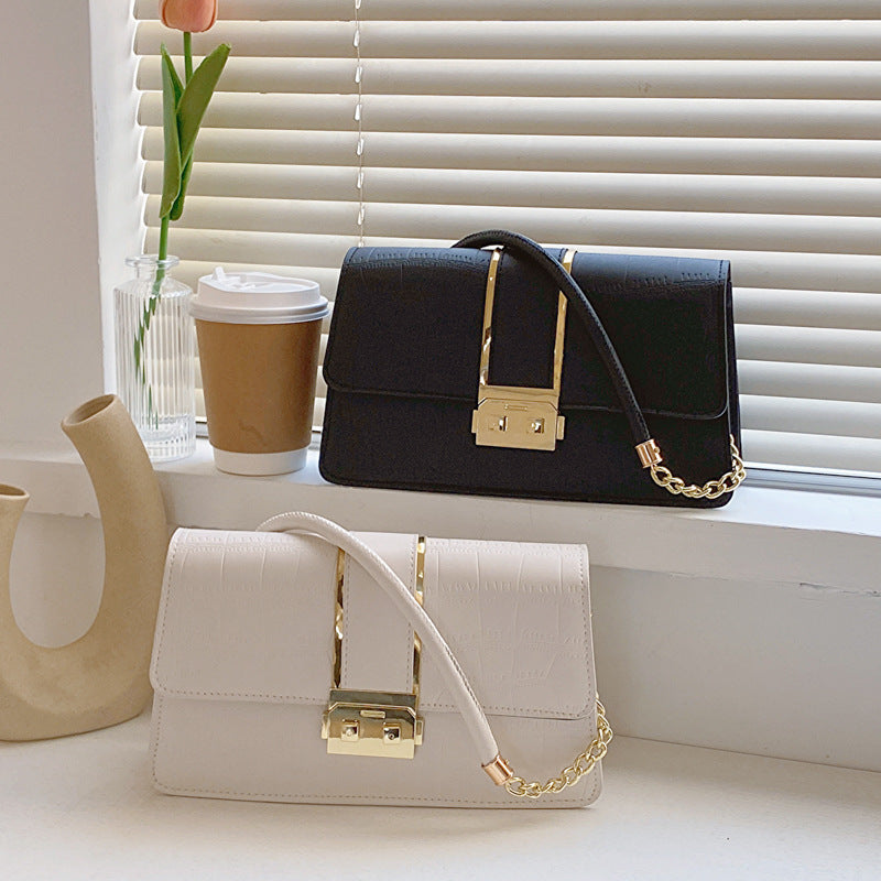 Women's Simple Commute Underarm Summer Retro Fashion Western Style Shoulder Bags