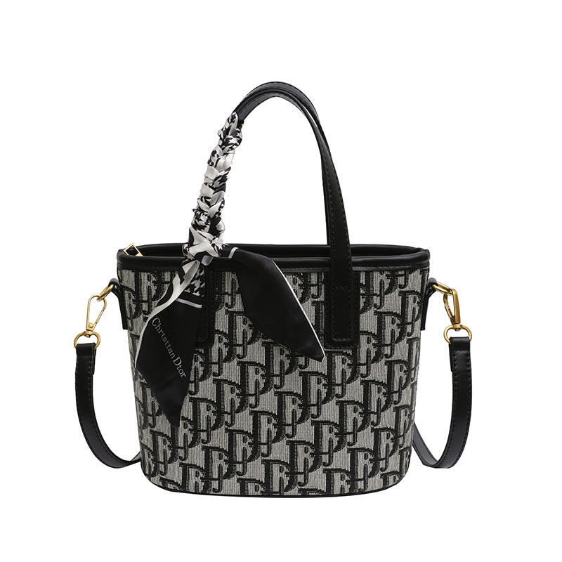 Women's High-grade Portable Silk Scarf Presbyopic Commuter Shoulder Bags