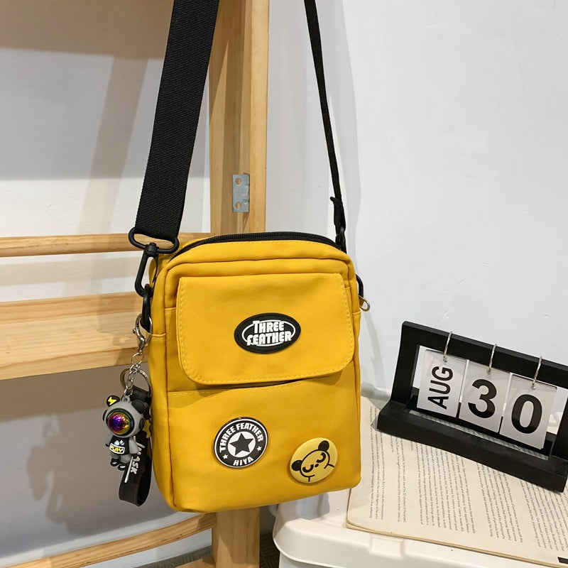 Men's Beautiful Trendy Schoolgirl Cool Mobile Bags