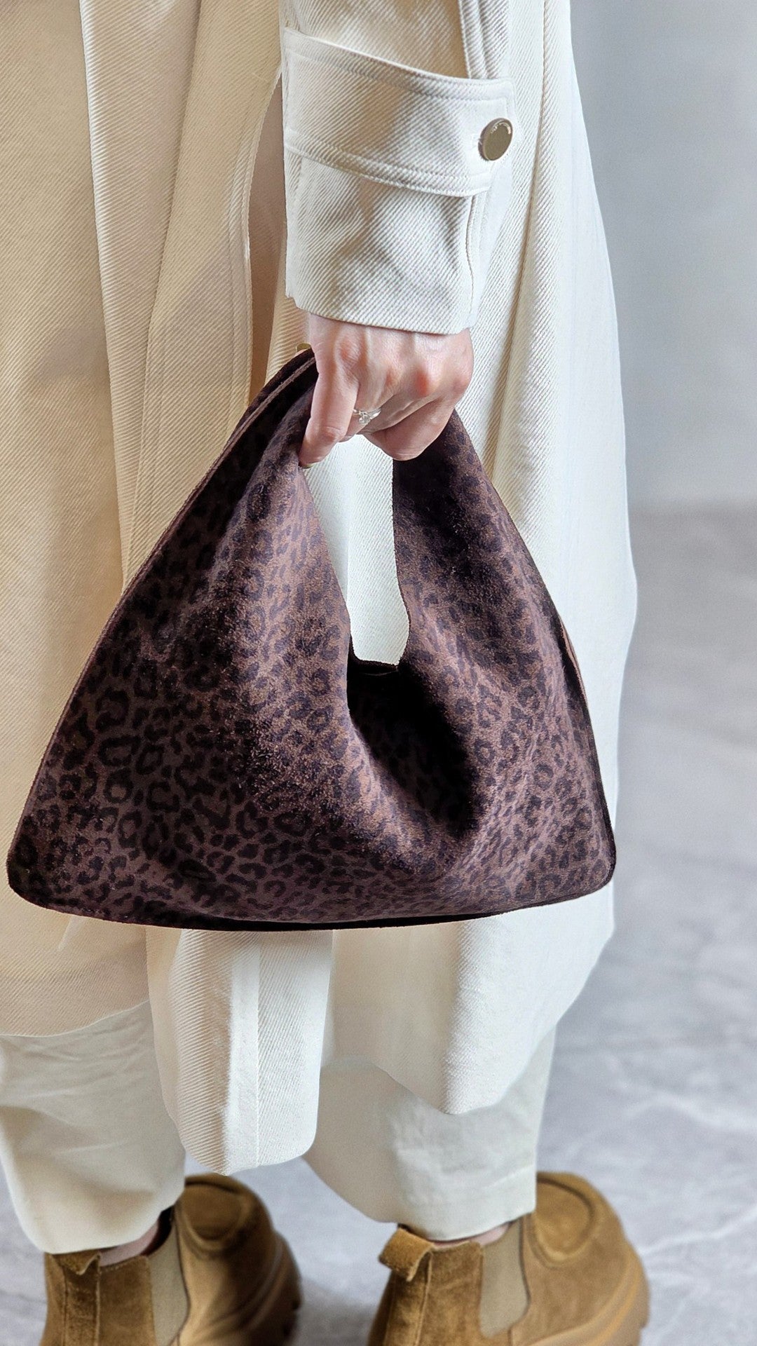 Versatile Print Cowhide Triangle Fashion Hand Handbags