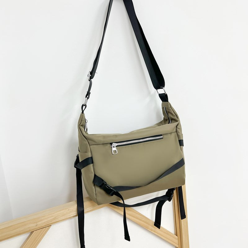 Women's & Men's & Nylon Unisex Large Capacity Trendy Men's Messenger Bags