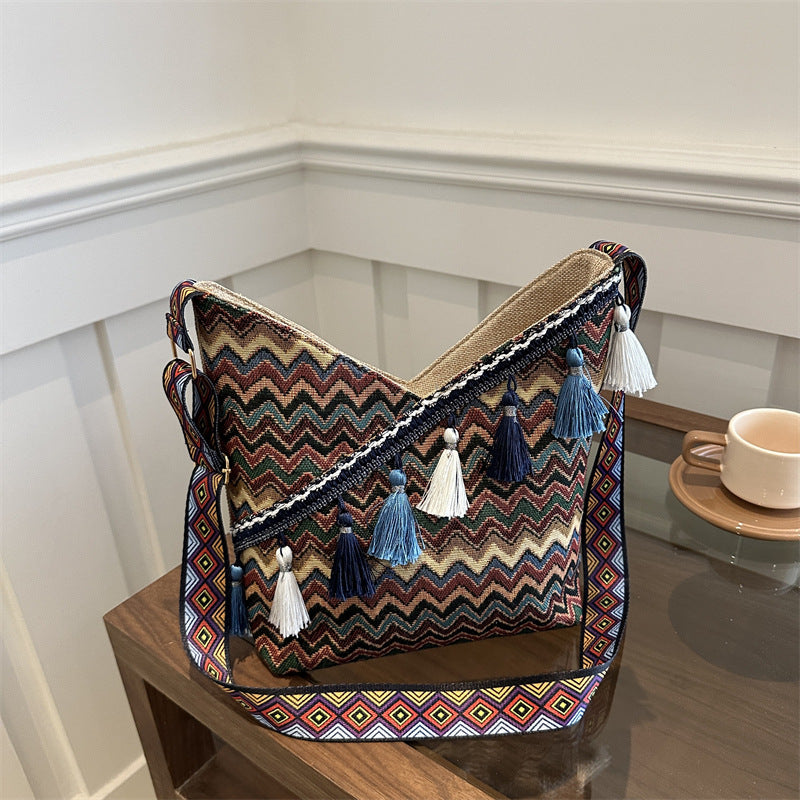 Women's Simple Artistic National Style Tassel Large Crossbody Bags