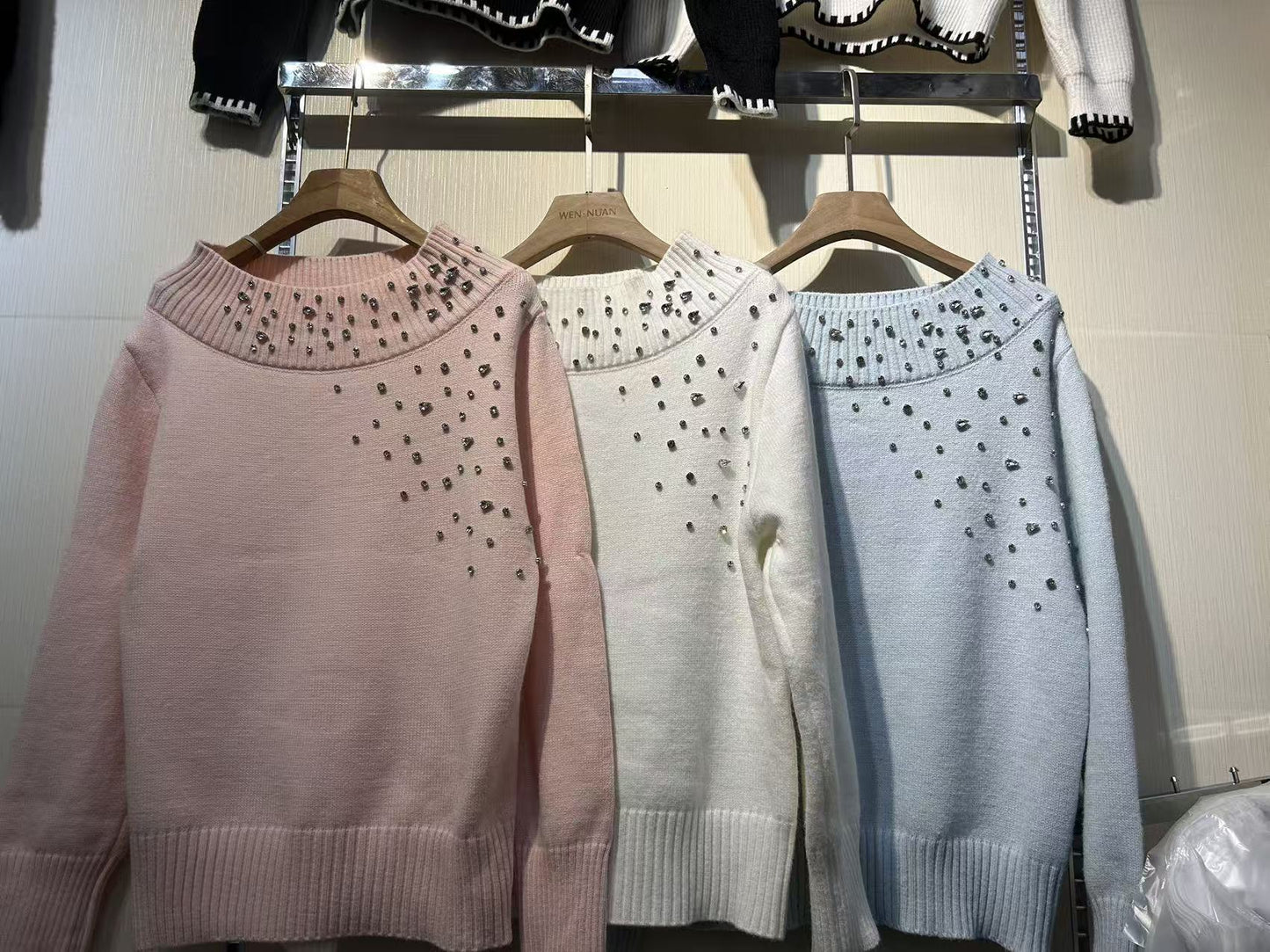 Women's Fragment High-grade Temperament With Diamond Middle Sweaters