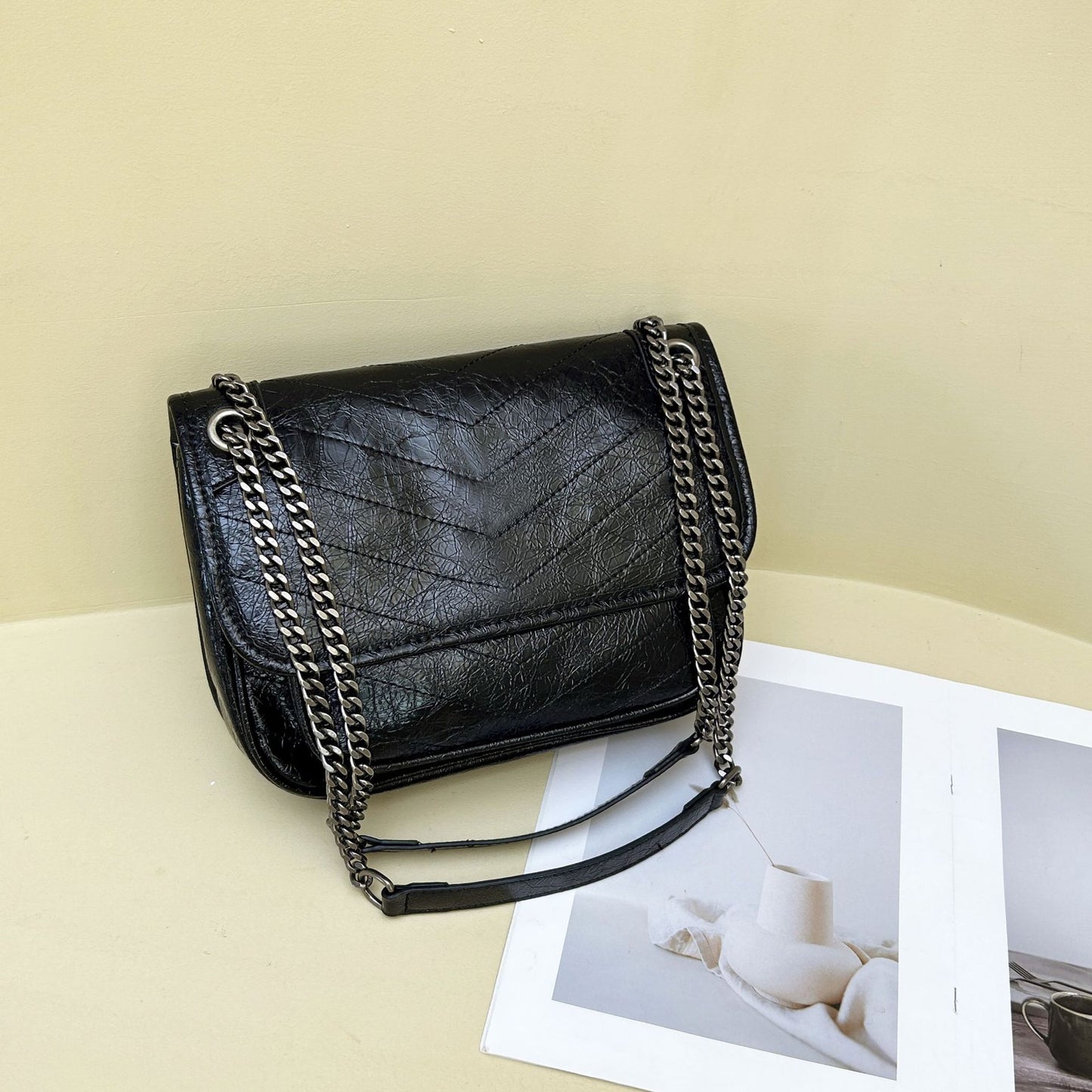 Women's Forest Genuine Leather Chain Large Capacity Crossbody Bags