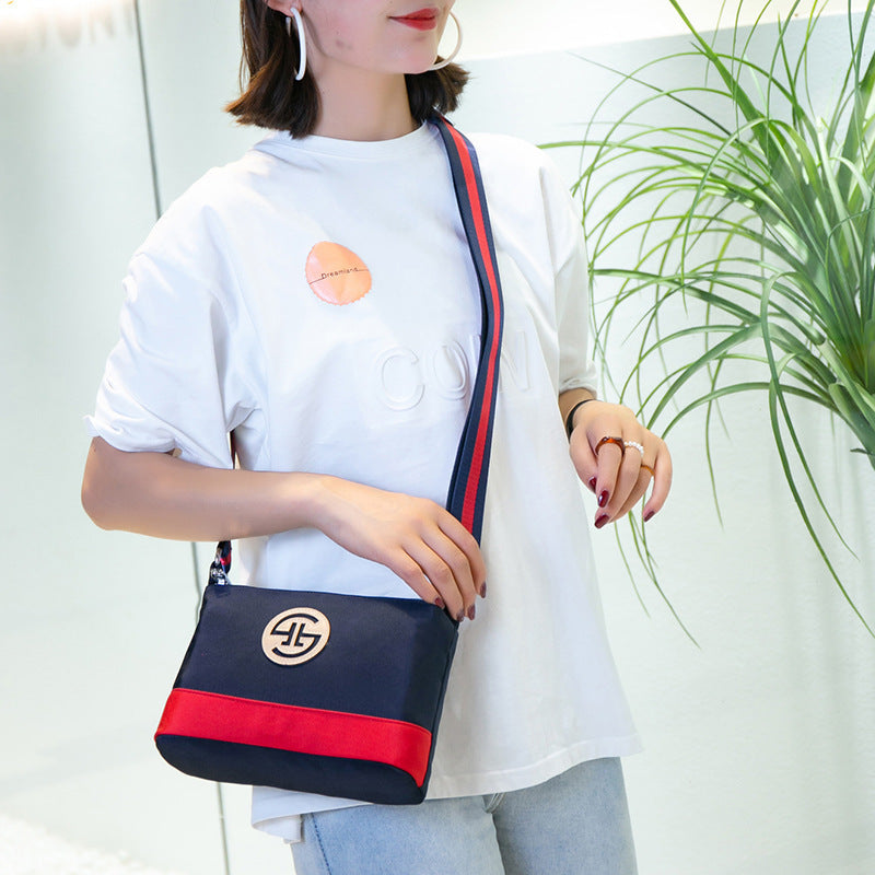 Women's Fashionable Simple Contrast Color Nylon Crossbody Bags
