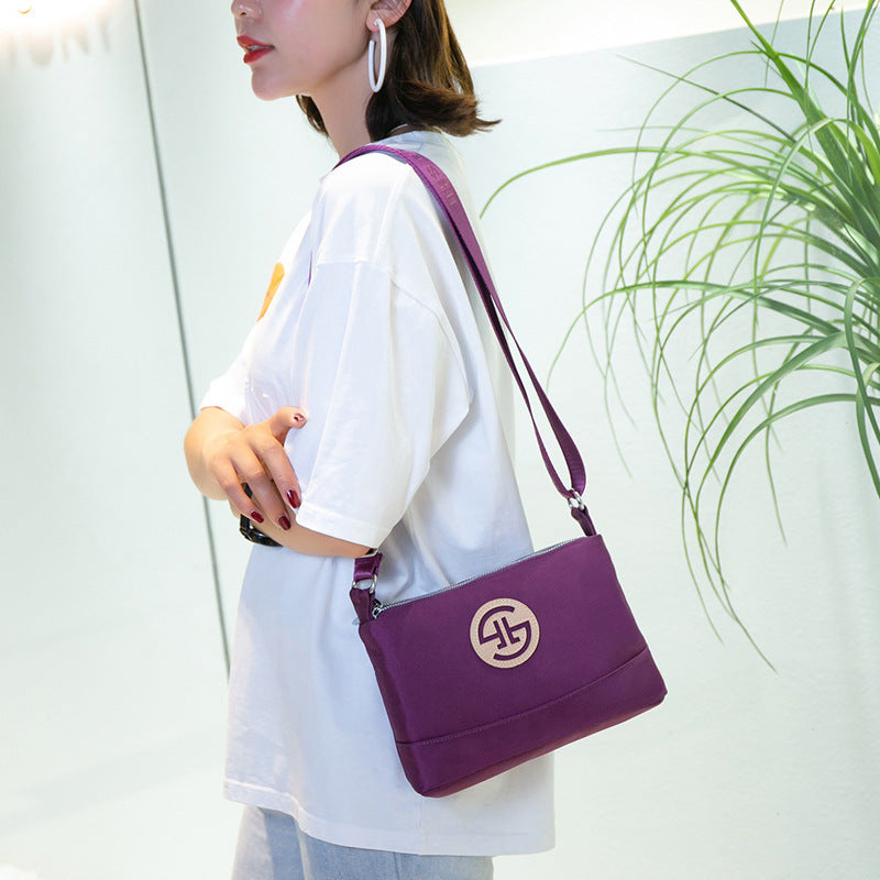 Women's Fashionable Simple Contrast Color Nylon Crossbody Bags