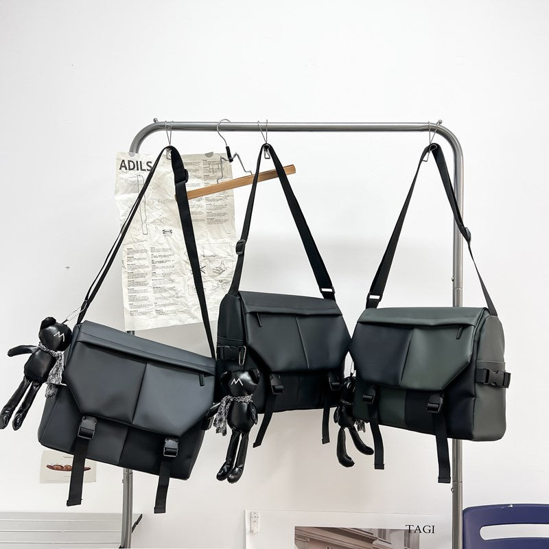 Men's Riding Large Capacity Commuter Fashion Men's Messenger Bags