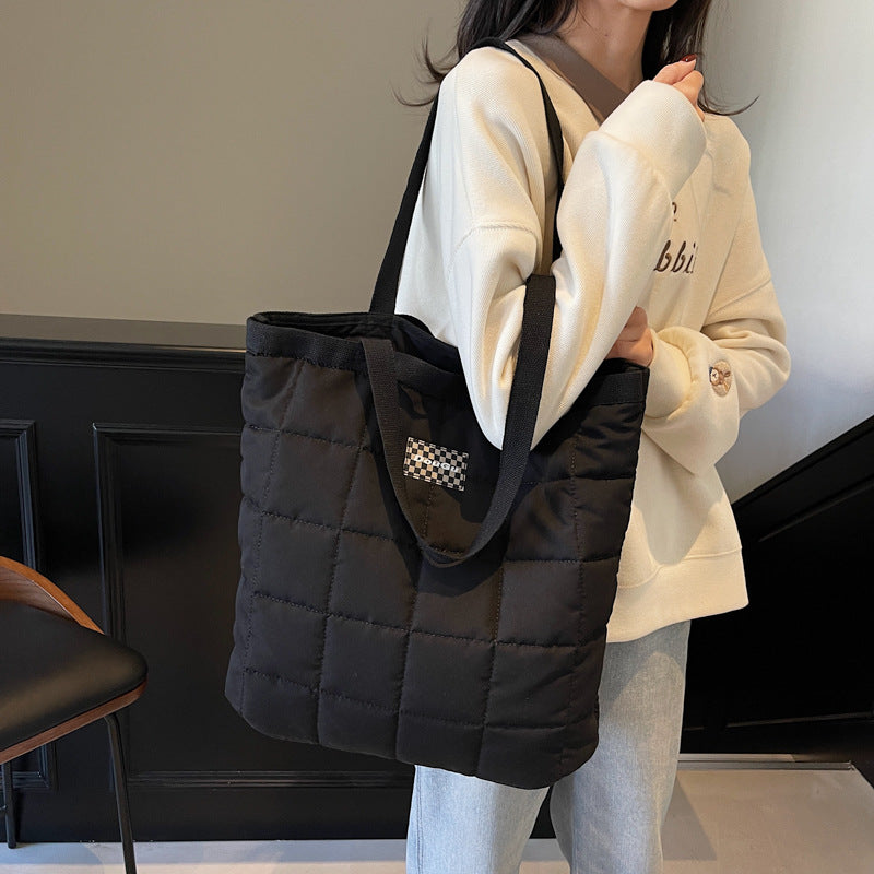 Women's Fashion Portable Large Capacity Winter Pleated Shoulder Bags