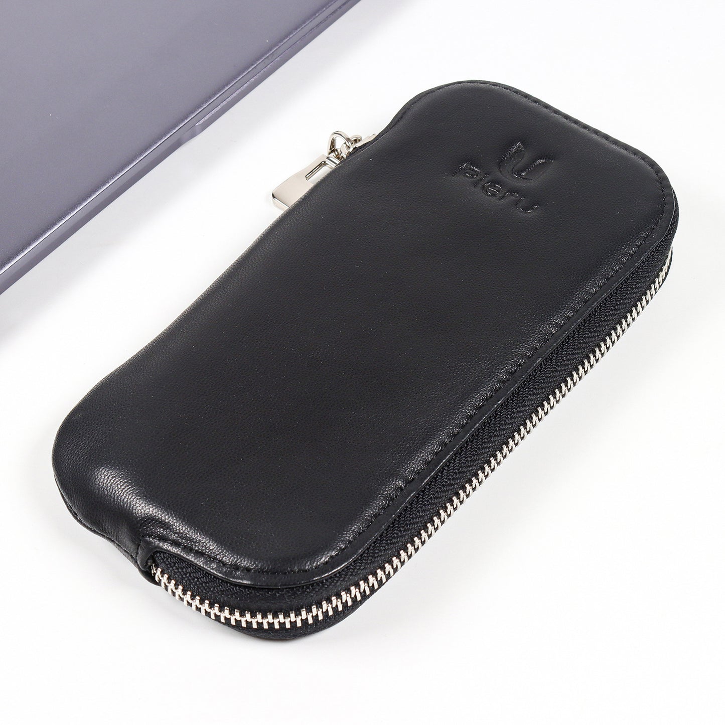 Women's Top Layer Leather Simple Zipper Mobile Phone Bags