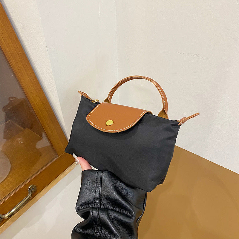 Niche Design Dumpling Portable Mobile Lightweight Texture Crossbody Bags