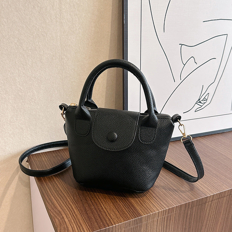 Women's Retro Large Capacity Fashion Simple Leisure Shoulder Bags