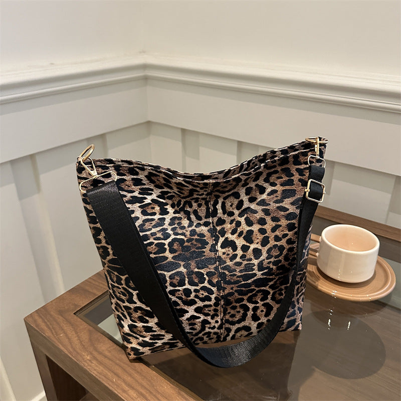 Leopard Print Female Fashion College Class Tote Bags