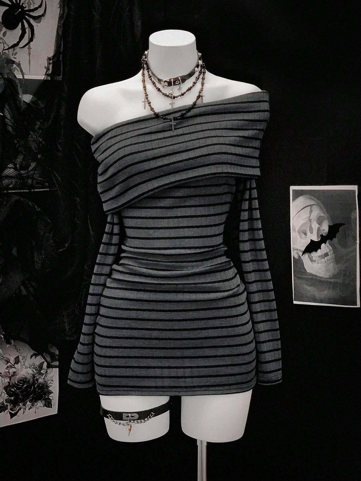 Long Sleeve Knitted Sexy Hip Vacation Dress