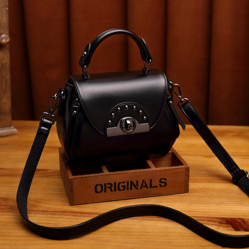 Women's Mature Elegant Retro Fashion Soft Leather Shoulder Bags