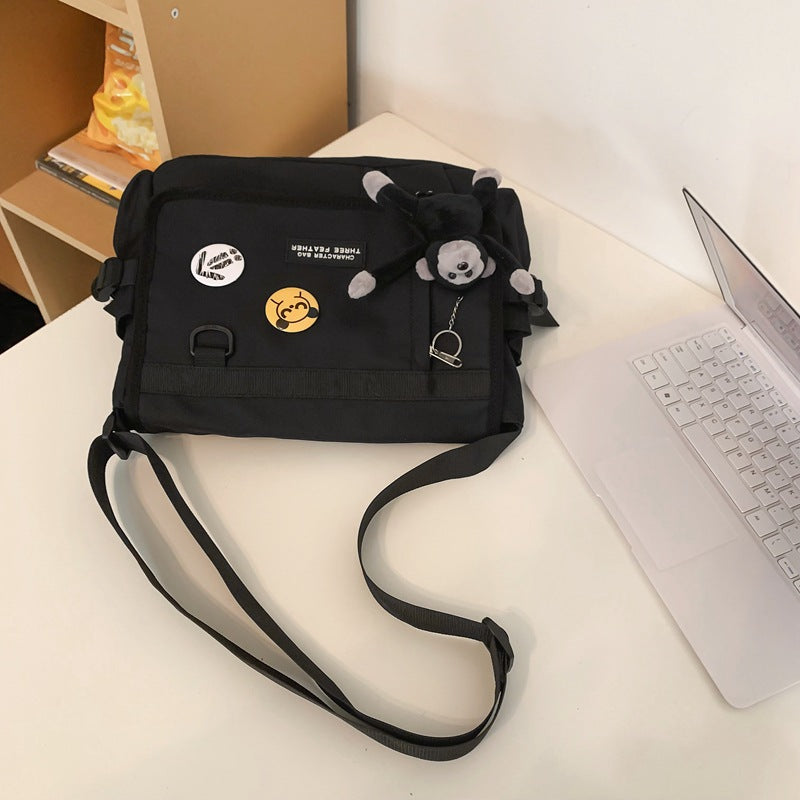 Women's & Men's & Large Capacity High-grade Simple Waterproof Men's Messenger Bags