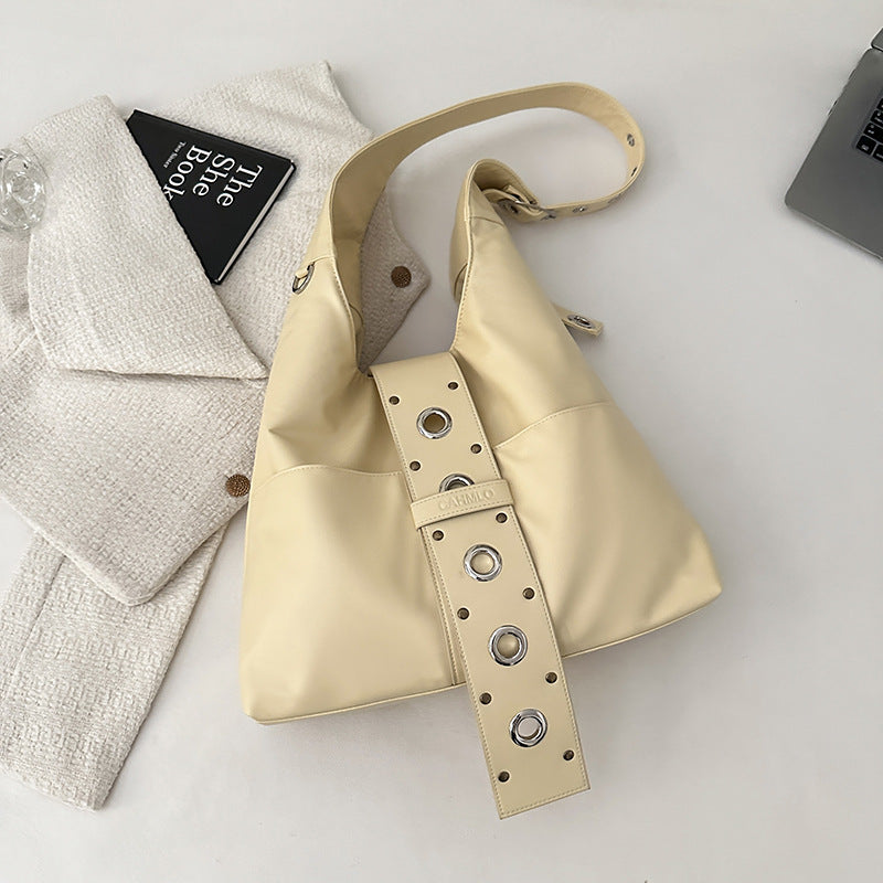 Popular Women's Fashion Rivet Autumn Personalized Crossbody Bags