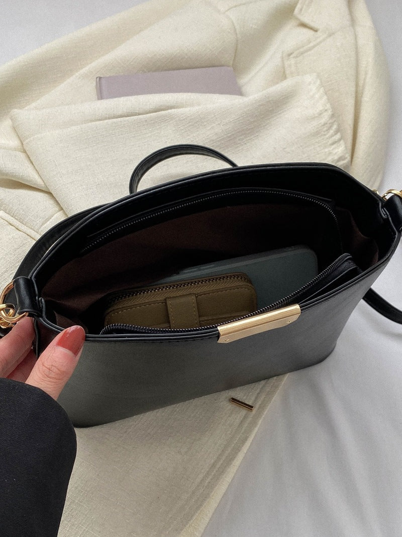 Women's Retro Simple Fashion Large Capacity Shell Crossbody Bags