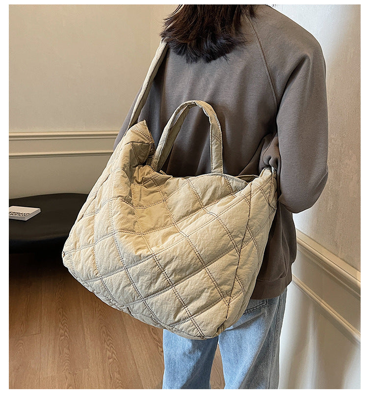 Women's Fashion Cloud Pleated Large Personalized Minority Crossbody Bags