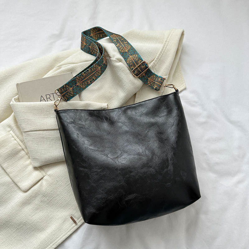 Women's Fashion Retro Soft Leather Large Capacity Tote Bags