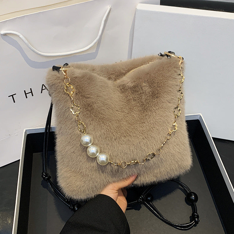 Women's Super Hot Plush Versatile Chain Underarm Shoulder Bags