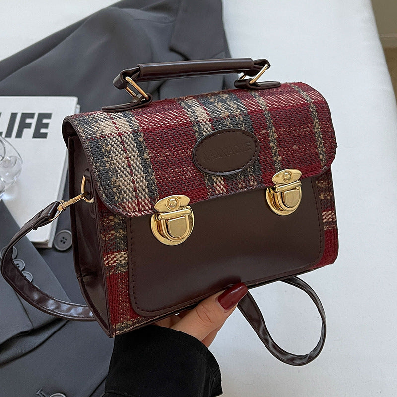 Women's Niche Fashion Retro Easy Matching Shoulder Bags