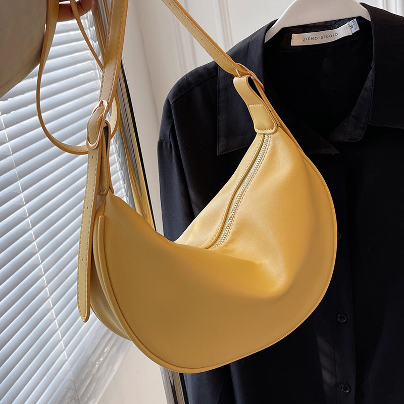 Women's Advanced Texture Summer Fashion Design Saddle Crossbody Bags