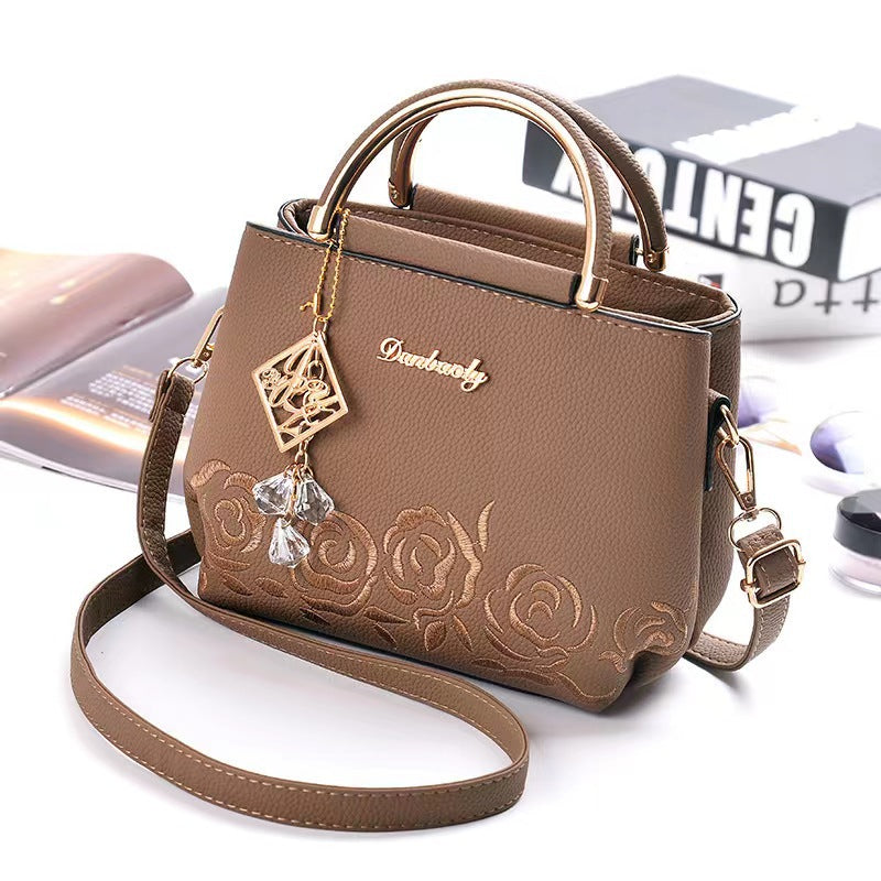Women's Fashion Simple Embroidery Line Crystal Pendant Small Square Bags
