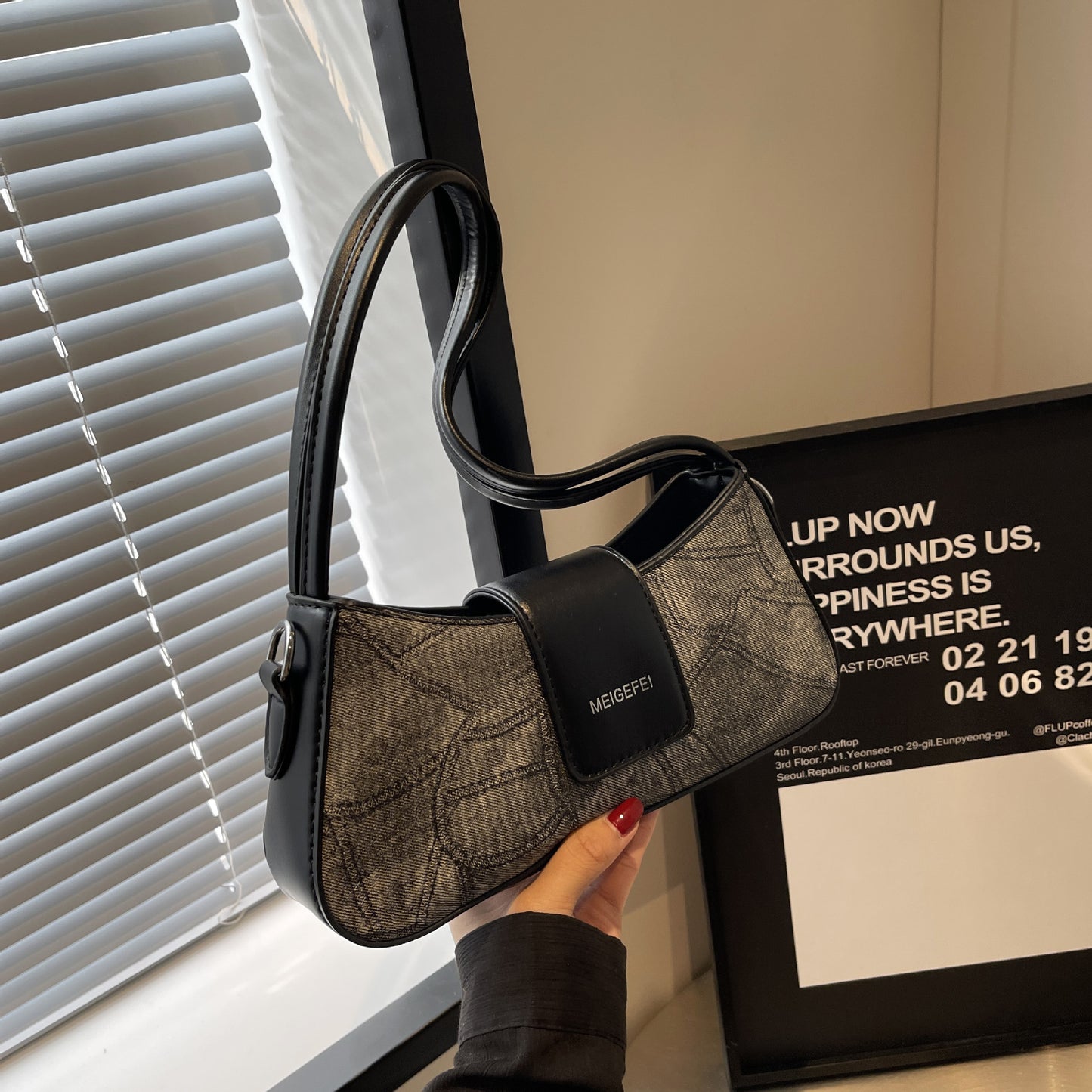 Women's Fashion Design Underarm Niche Western Style Bags