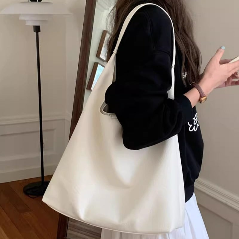 Retro Style Commuter Large Capacity Female Shoulder Bags