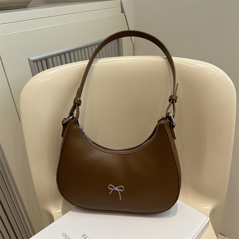 Women's High-grade Underarm Autumn Fashion Design Baguette Bags