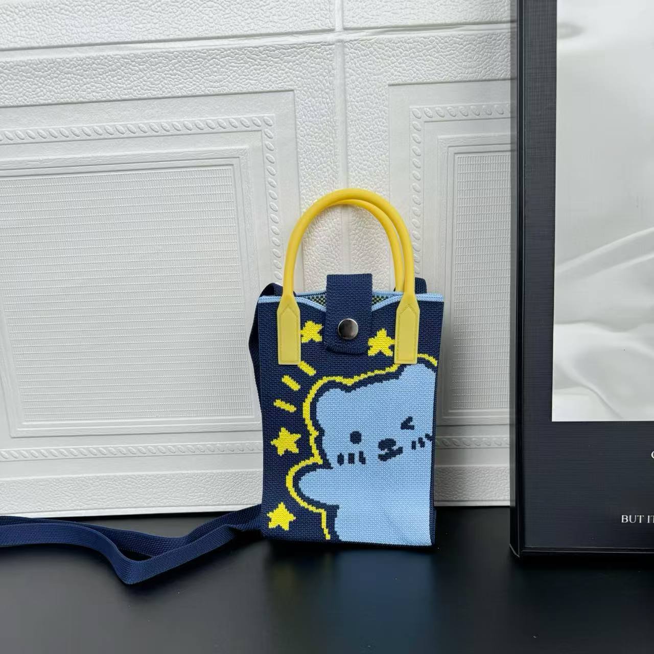 High Sense Mobile Cartoon Knitted Dopamine Bags