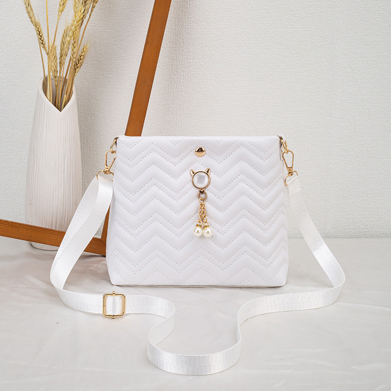 Women's Fashion Wave Pattern Sewing Line Artificial Shoulder Bags