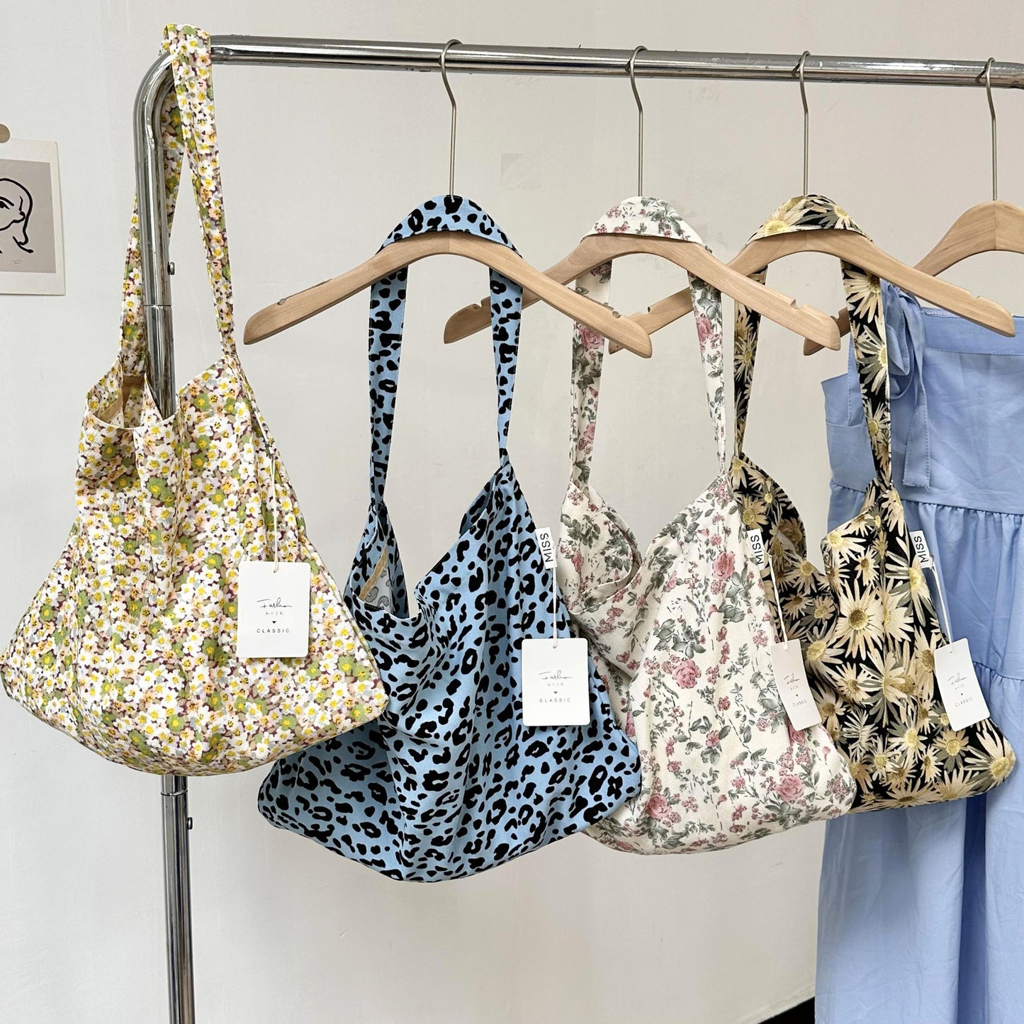 Women's Korean Style Versatile Large Capacity Shopping Shoulder Bags