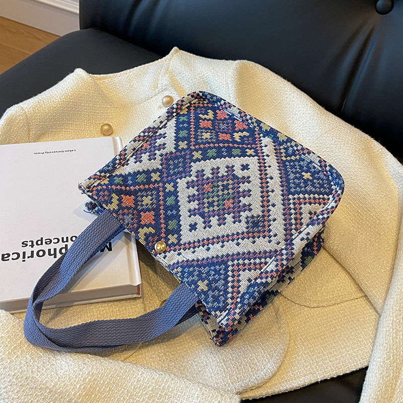 Women's Large Capacity Ethnic Style Canvas Hand-woven Bags