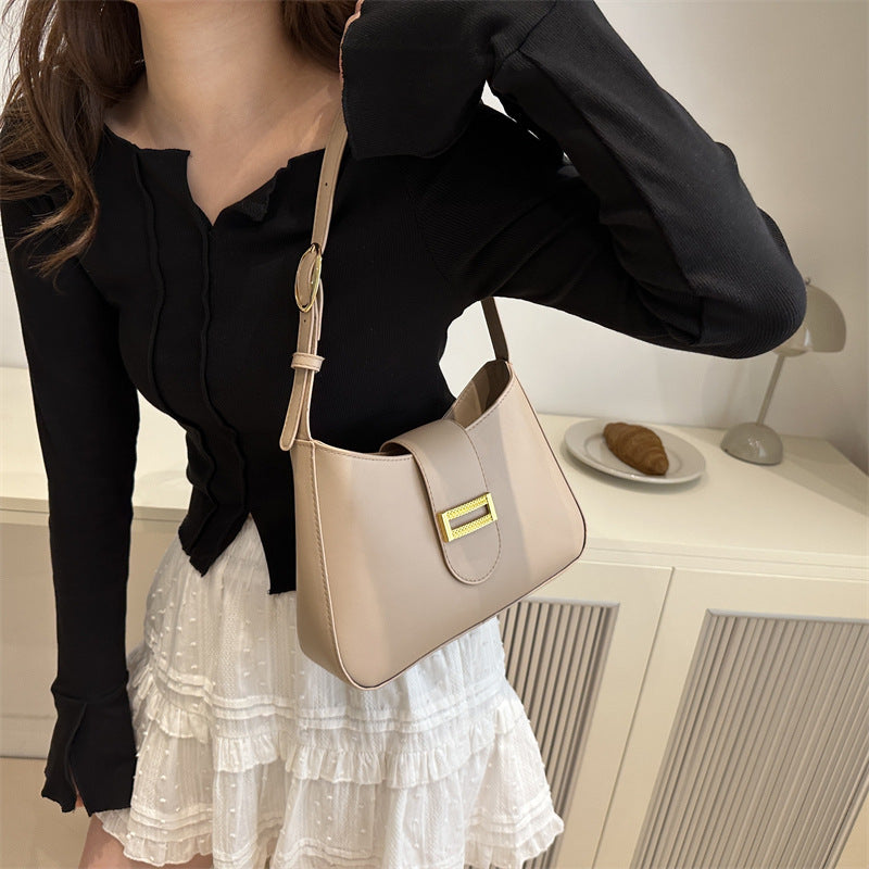 Popular Female Minority Fashion Summer Baguette Shoulder Bags